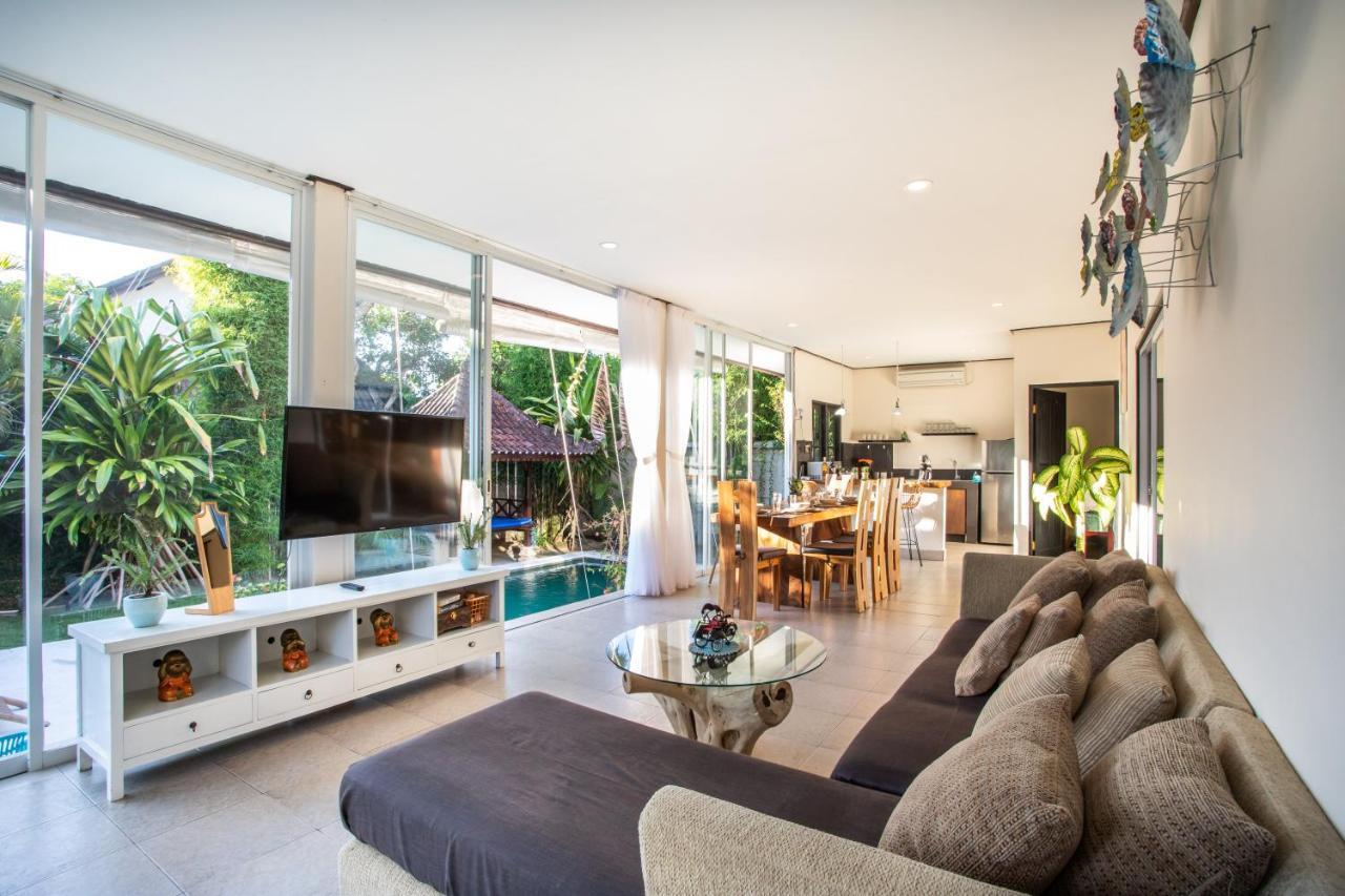 Villa Janitra Seminyak Exteriör bild