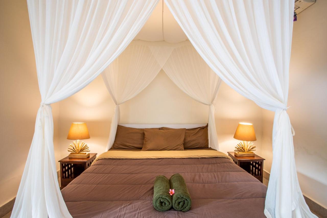 Villa Janitra Seminyak Exteriör bild